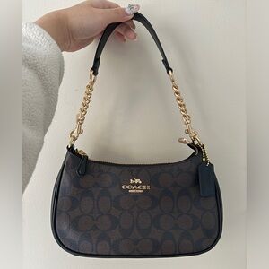 Coach Teri Shoulder Bag in Signature Canvas